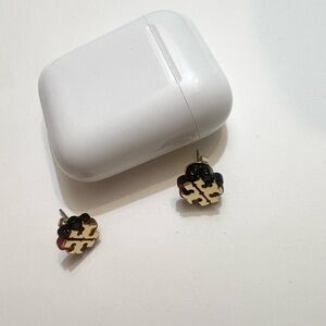 New Tory Burch pearl earrings